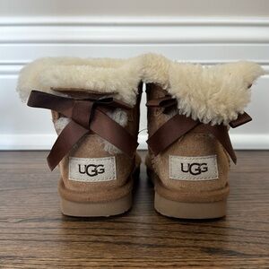 Ugg - toddler size 6 boots - worn
